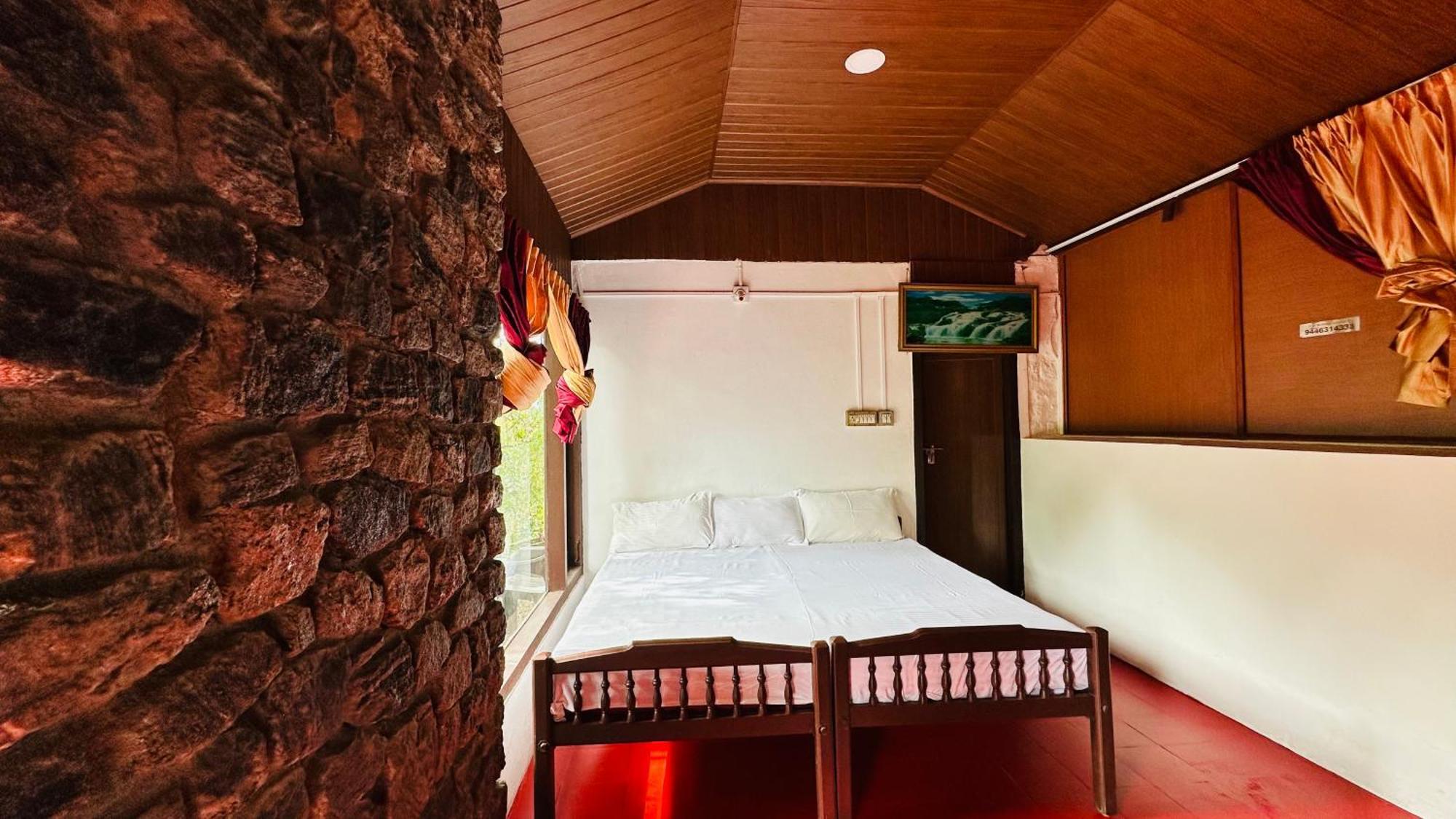 Wild Elephant Resort Kallar Vattiyar エクステリア 写真