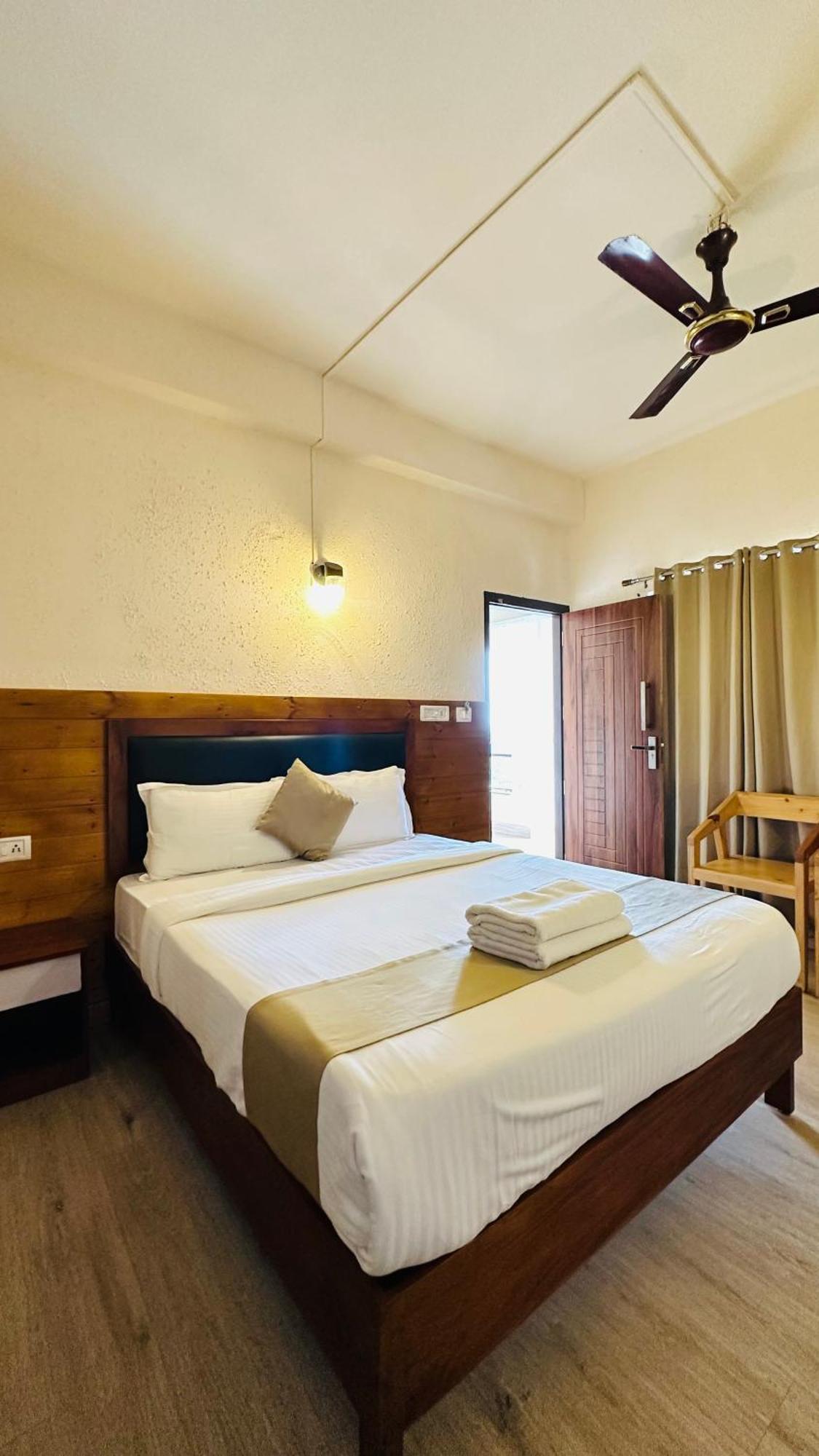 Wild Elephant Resort Kallar Vattiyar エクステリア 写真